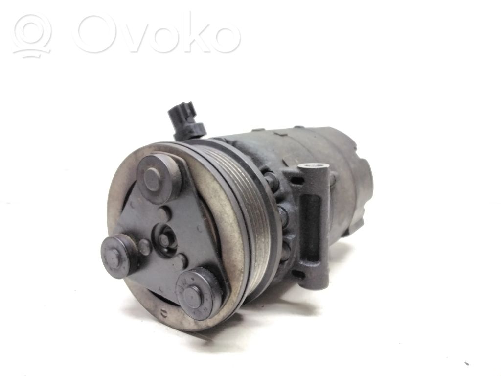 Volvo V70 Air conditioning (A/C) compressor (pump) 