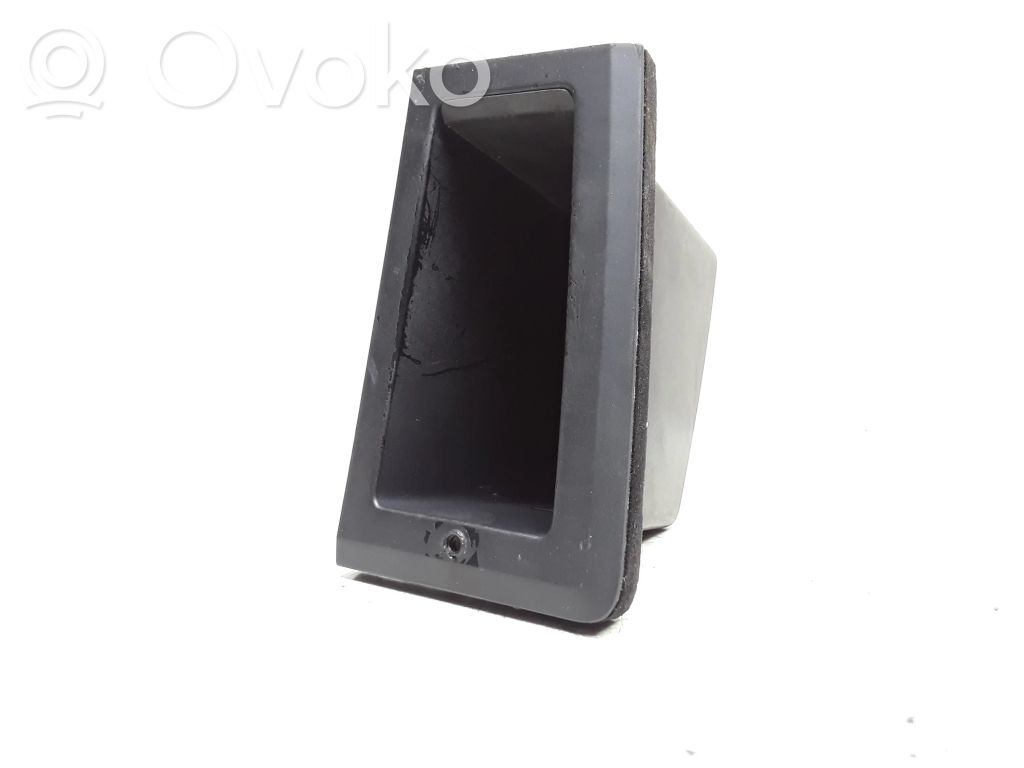 Dashboard storage box/compartment   9184530