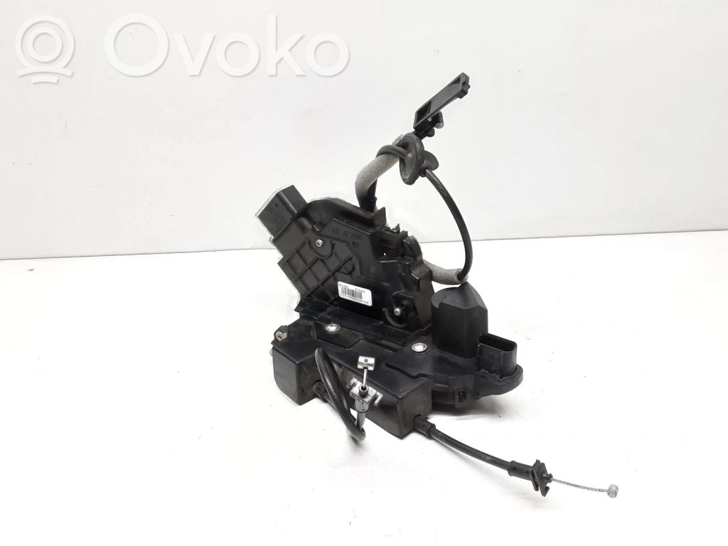 Volvo S80 Front door lock 