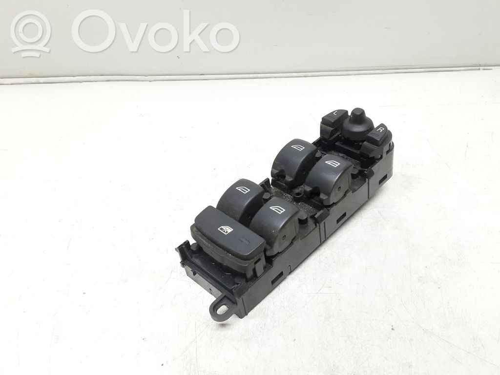 Volvo V40 Electric window control switch 