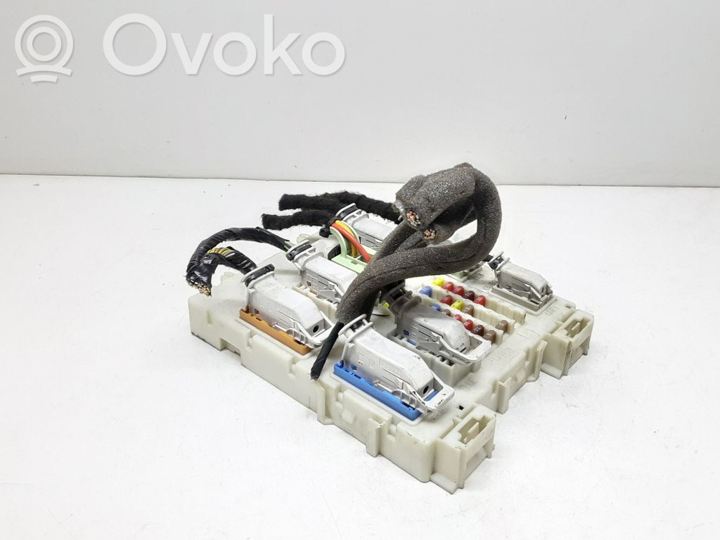 Volvo V40 Sulakemoduuli 