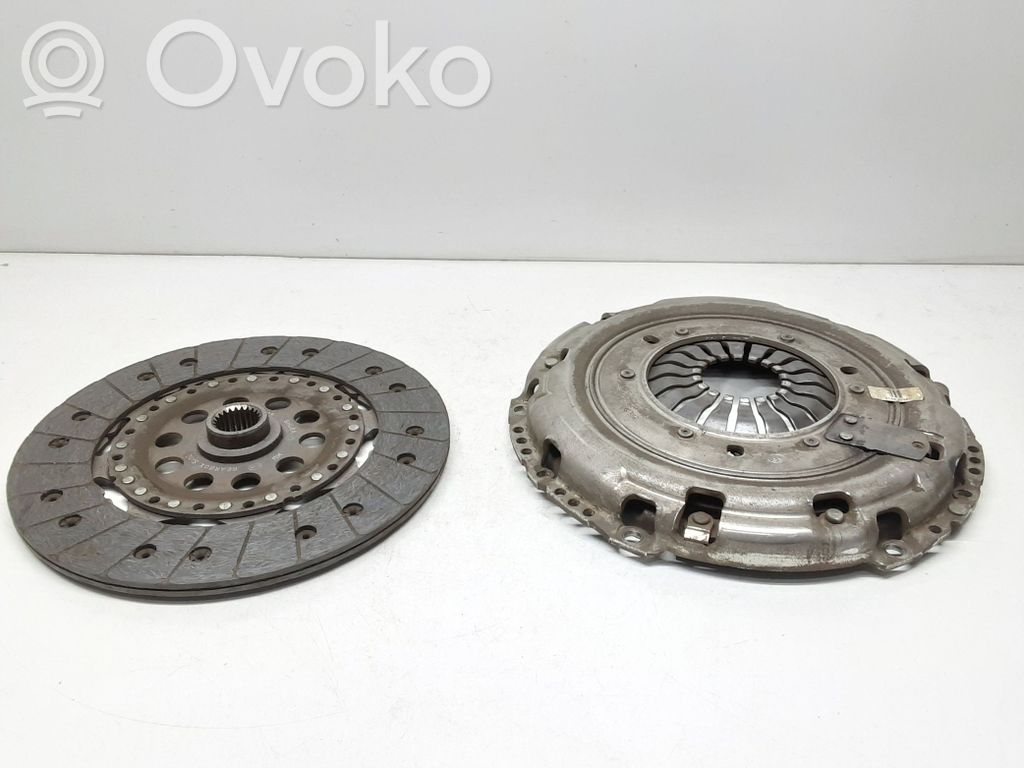 Volvo V40 Pressure plate 