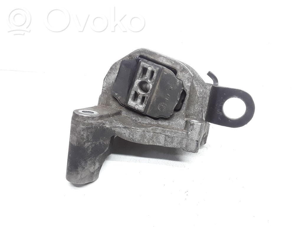Engine mount bracket   30741583