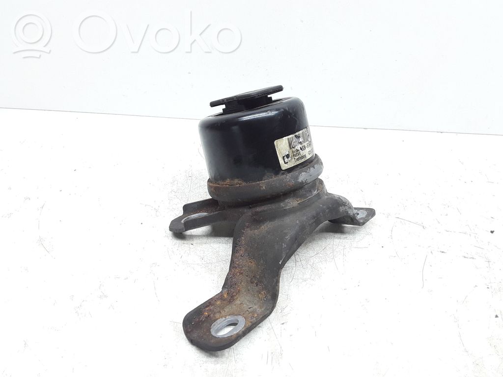 Engine mount bracket   8G9N6F012BB,30793318