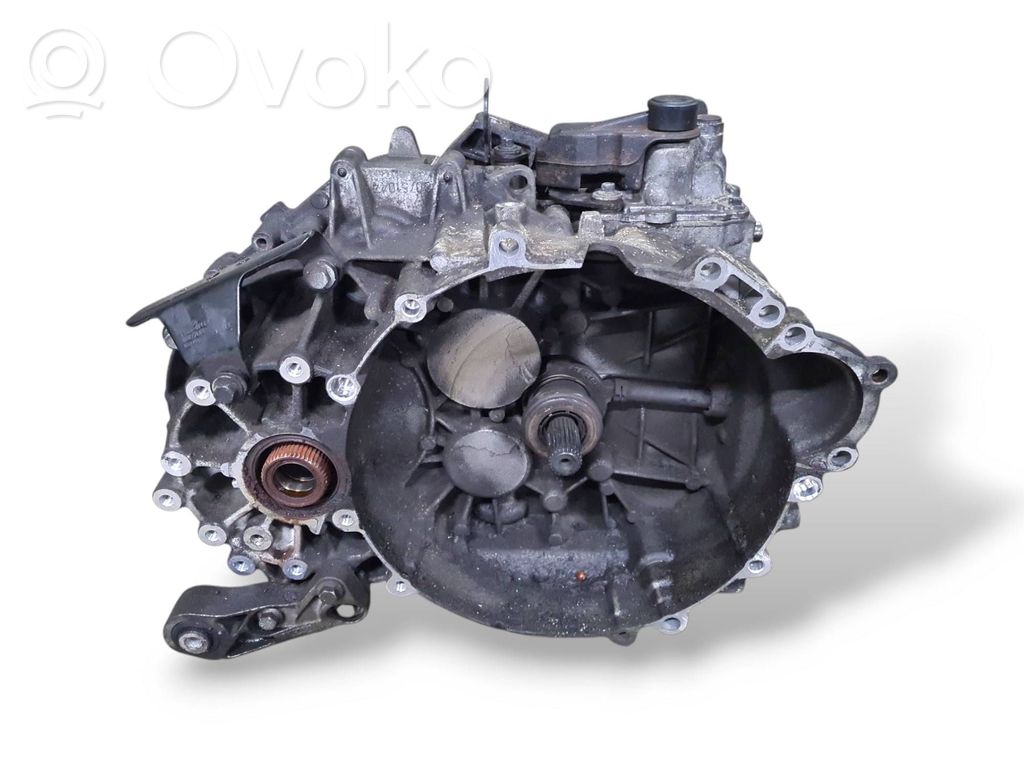 Volvo XC60 Scatola del cambio manuale a 6 velocità 
