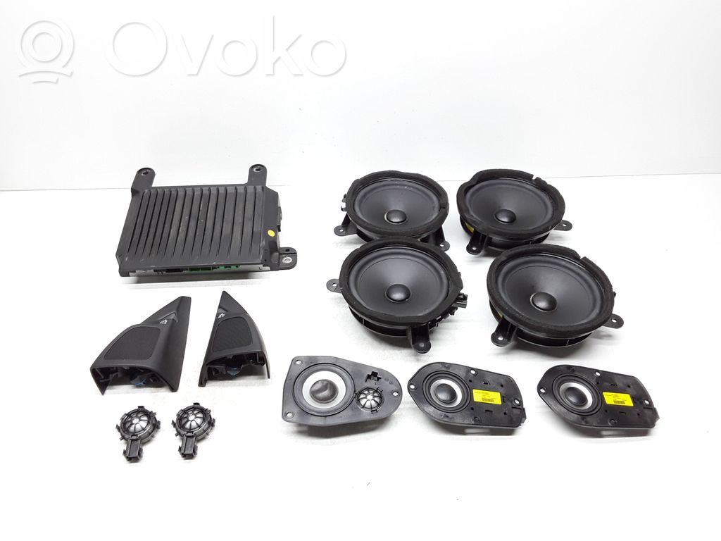 Audio system kit   30659505,08676892,08676893,08676895,30659527,31252157,8676891,8676894,P30659505