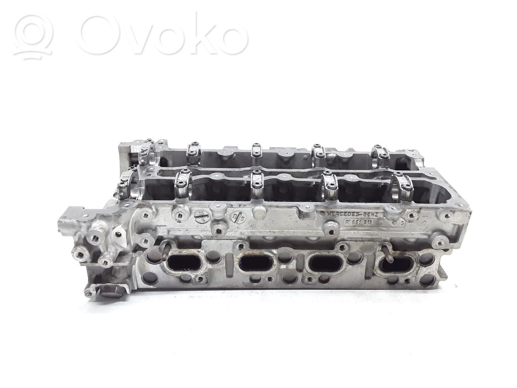 Mercedes-Benz E C207 W207 Engine head 