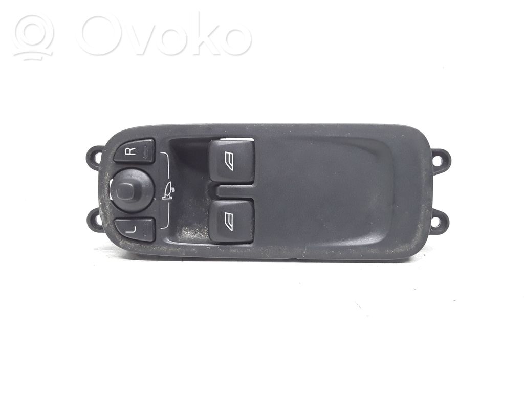 Volvo C30 Electric window control switch 