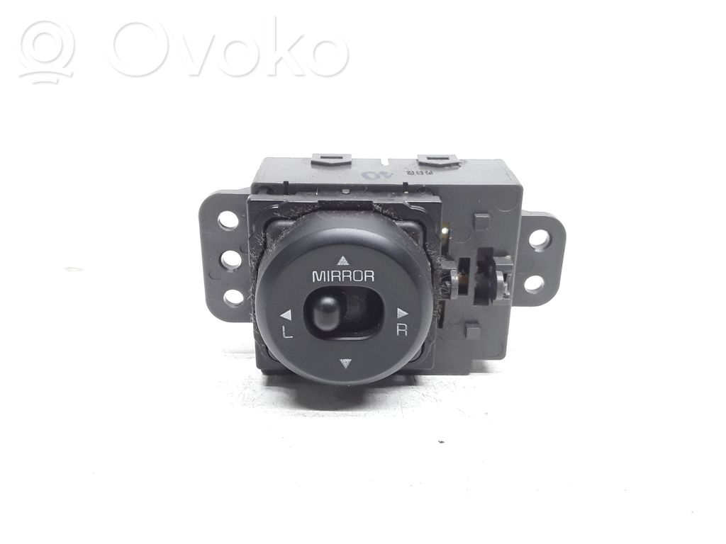 KIA Ceed Wing mirror switch 