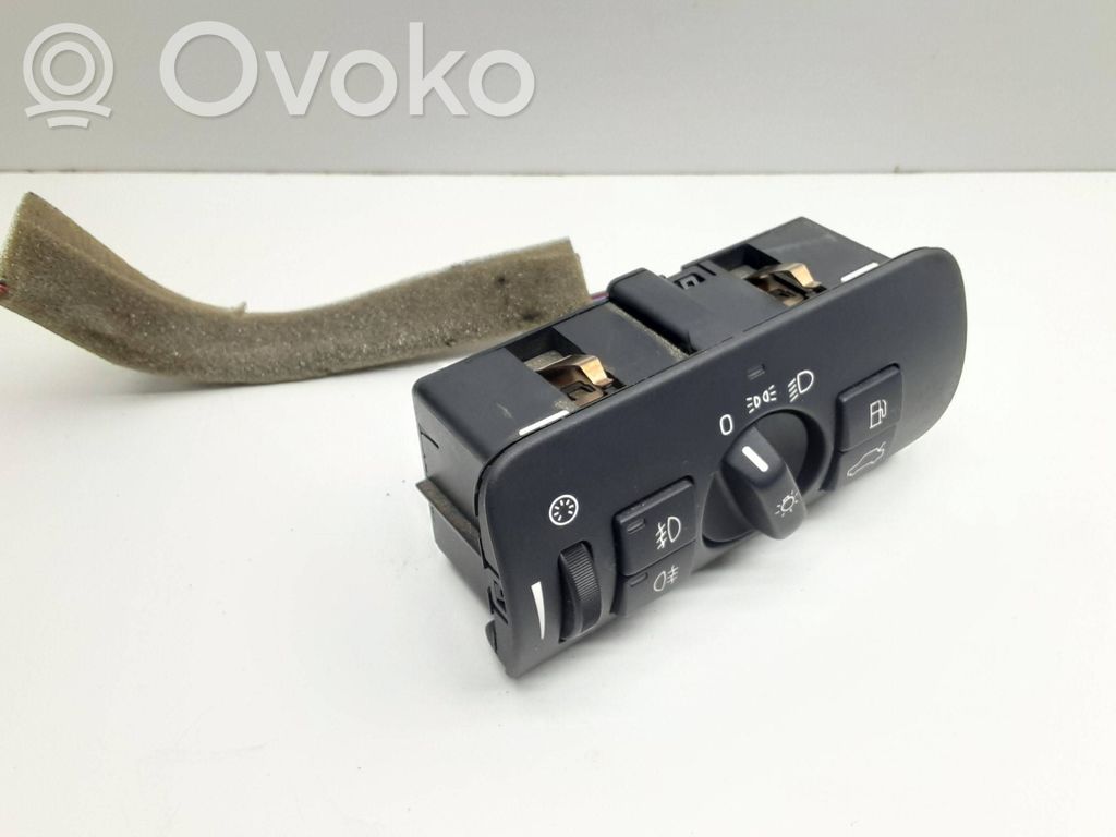 Volvo V70 Light switch 
