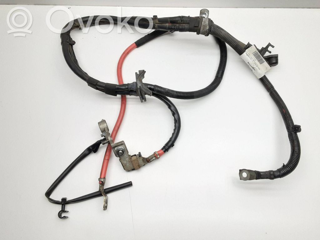 Volvo V60 Pliusinis laidas (akumuliatoriaus) 