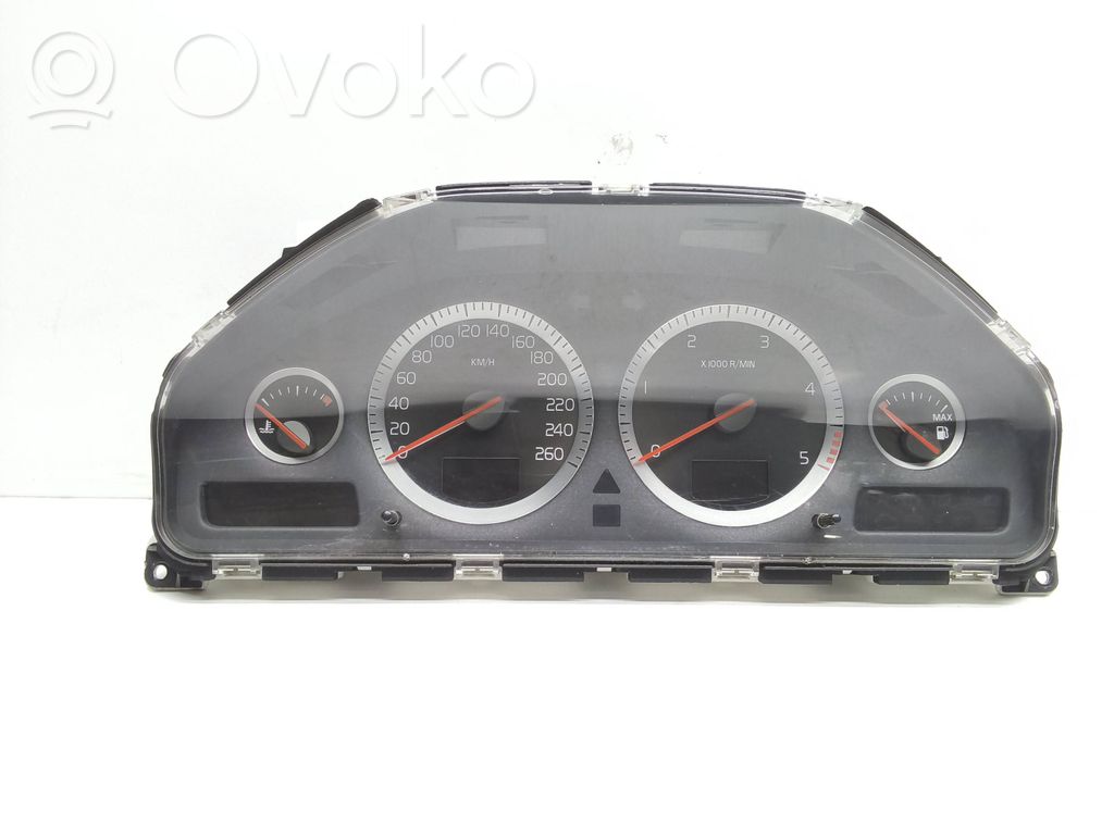 Volvo V70 Speedometer (instrument cluster) 