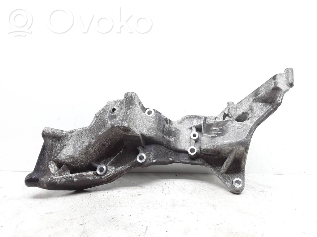 Generator/alternator bracket   31367268
