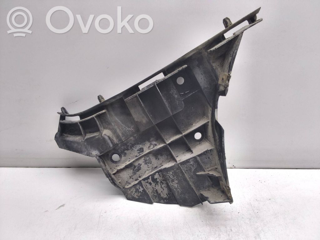 Front bumper mounting bracket   30796422