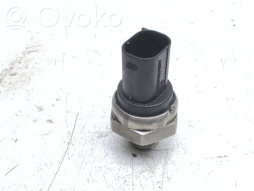 Abgasdrucksensor Differenzdrucksensor   A0061536028