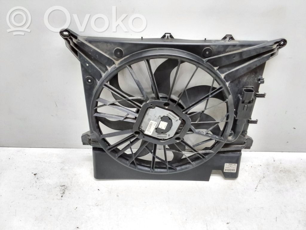 Volvo XC90 Elektrisks radiatoru ventilators 