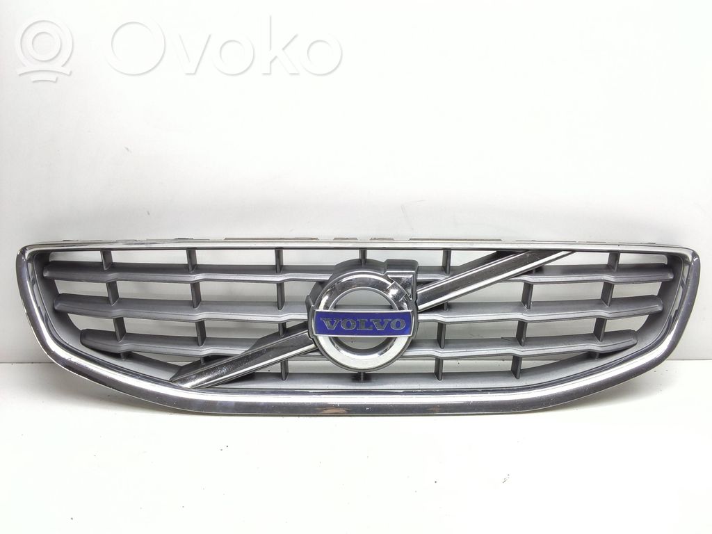 Volvo S60 Etupuskurin ylempi jäähdytinsäleikkö 