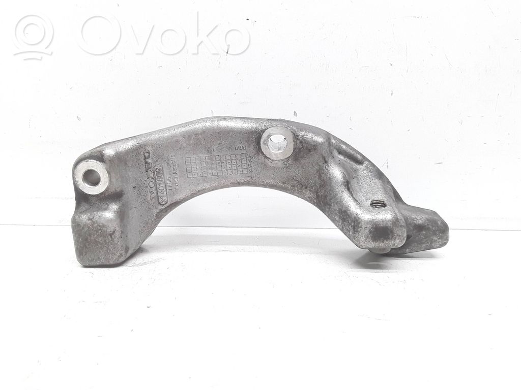 Volvo V60 Suport montaj compresor A/C 