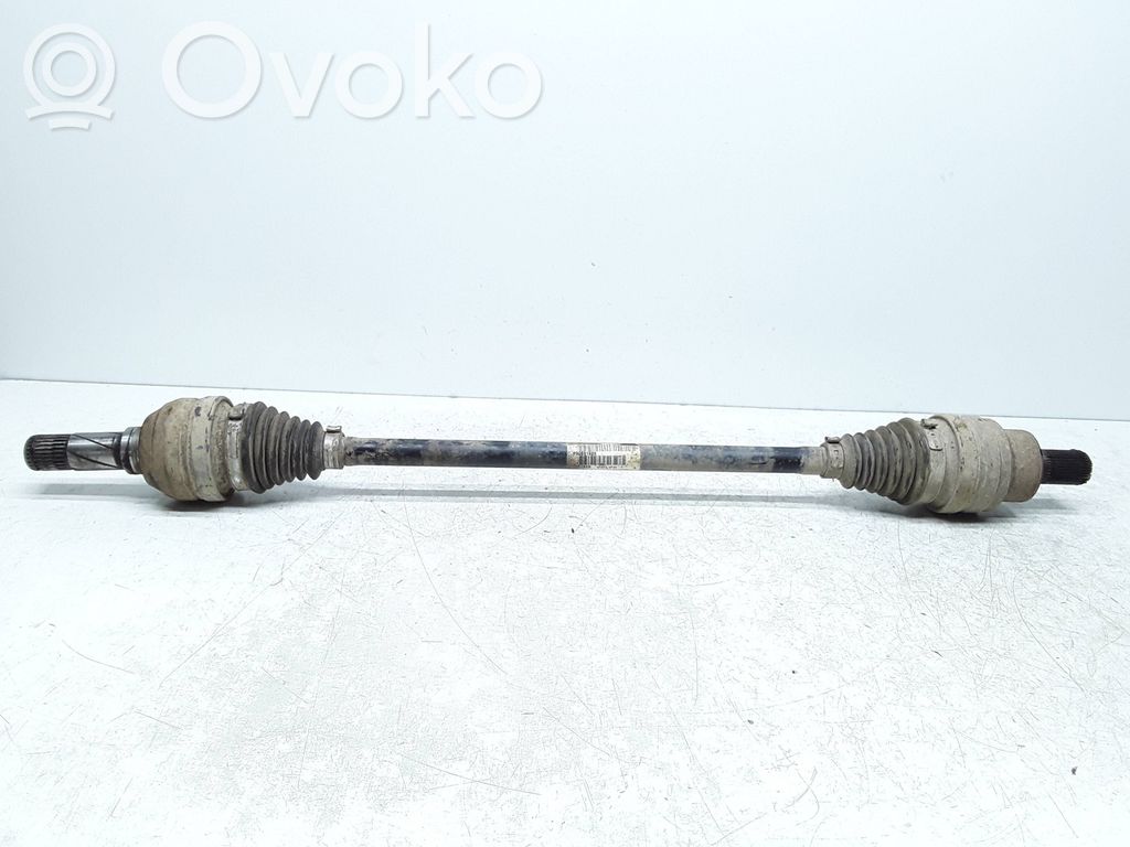 Takavetoakseli   P30651936