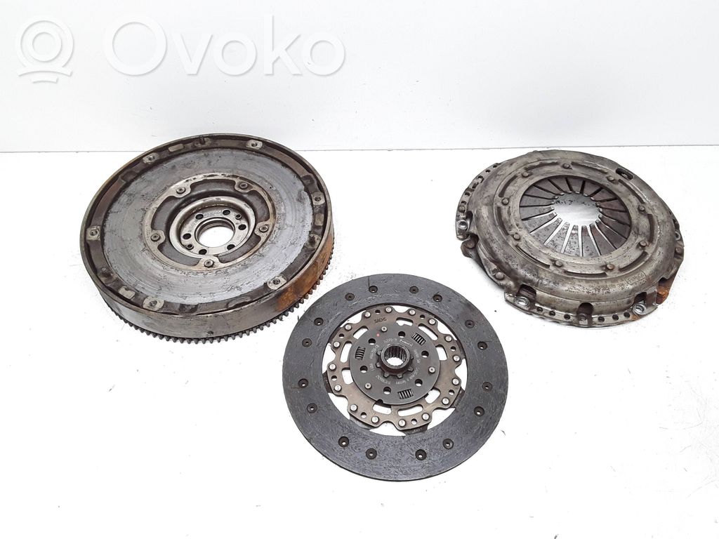 Kit ambreiaj   AV616477CF,AV617550C1B,AV617563CB