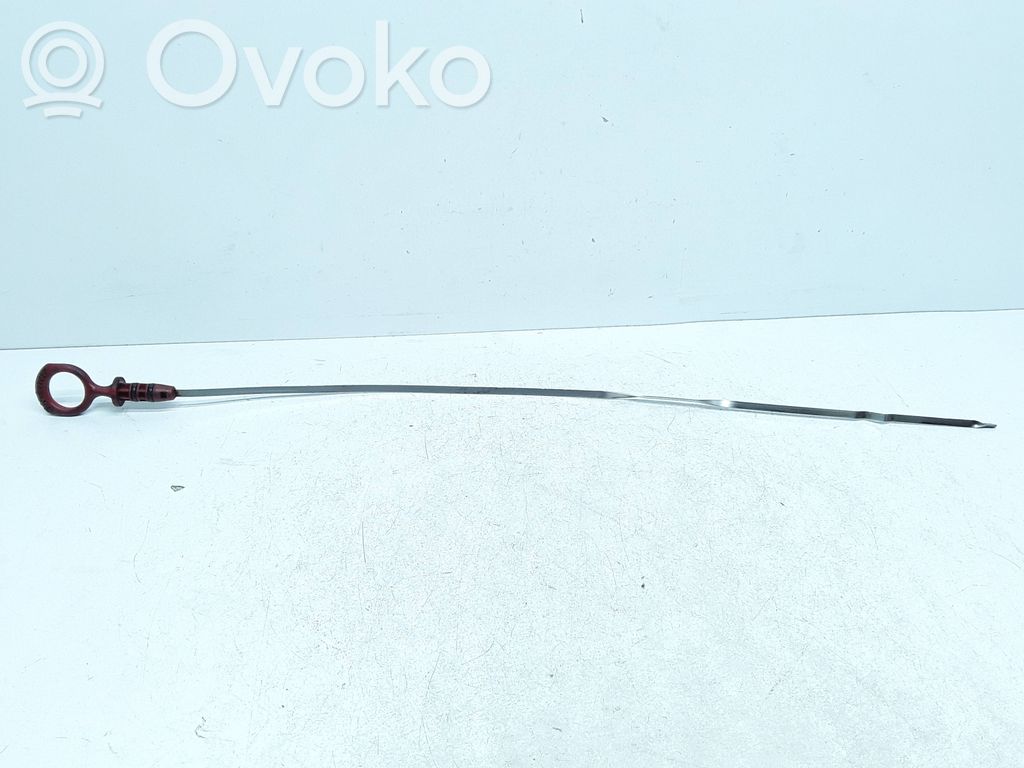 Volvo XC70 Öljyntason mittatikku