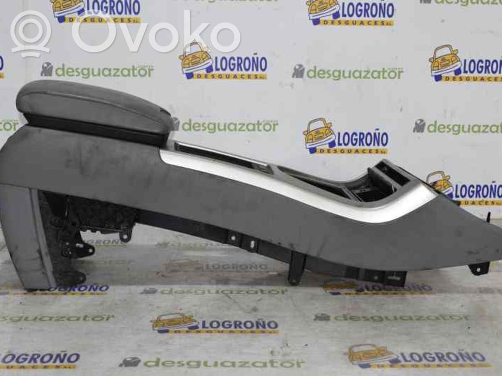 BMW X5 E53 Armrest 