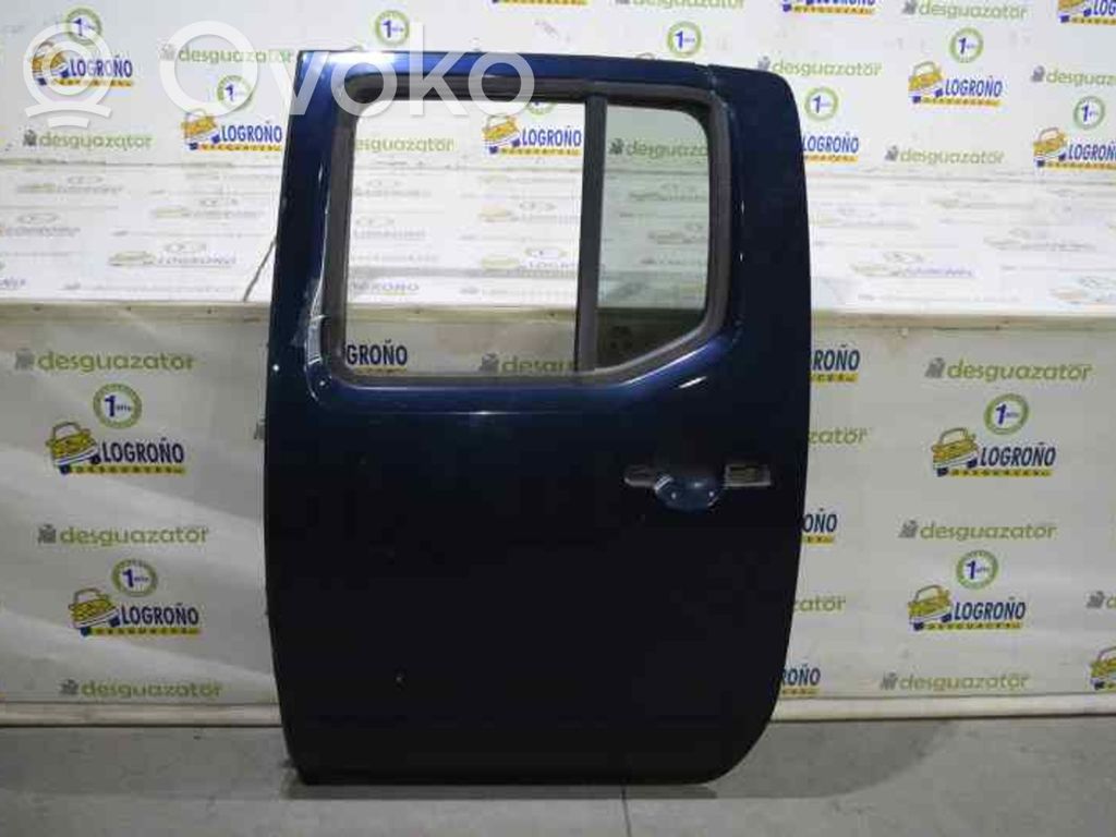 Nissan NP300 Puerta trasera 