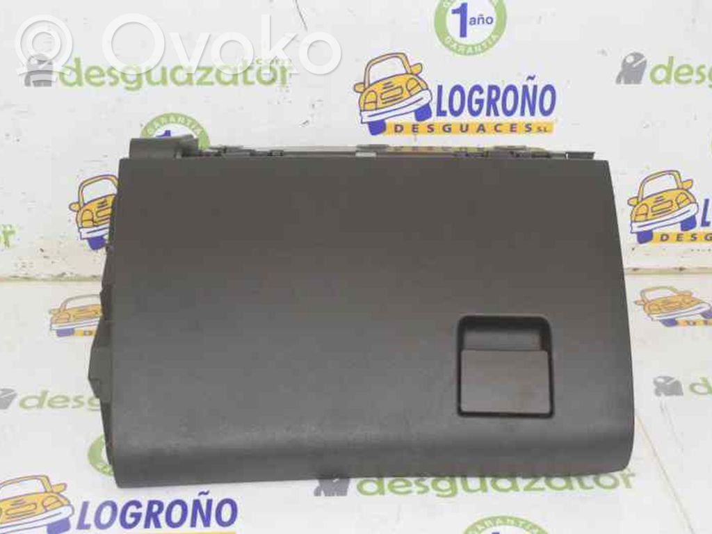 Opel Insignia A Hansikaslokero 