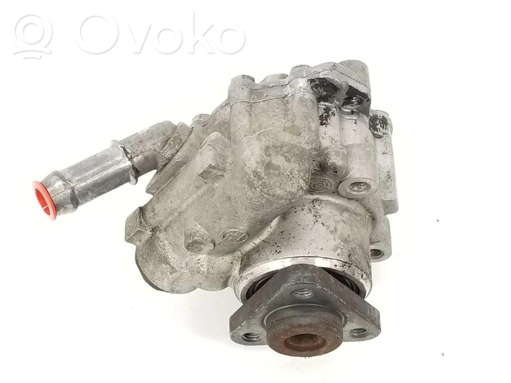 BMW 1 E82 E88 Power steering pump 