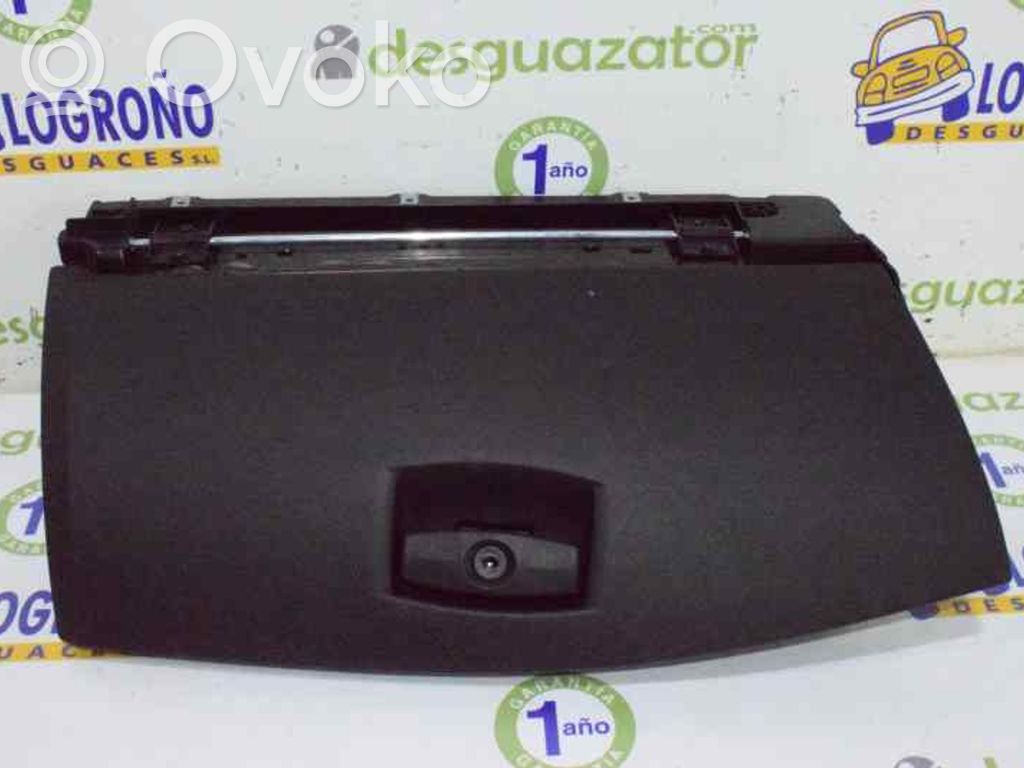 Guantera   51167034080,51169132605