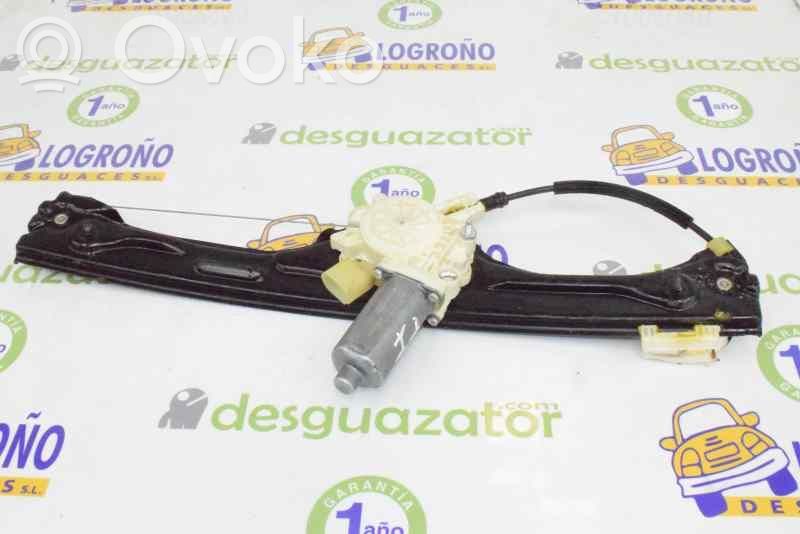 Regulador manual de la ventanilla trasera   51357166381,67626967261