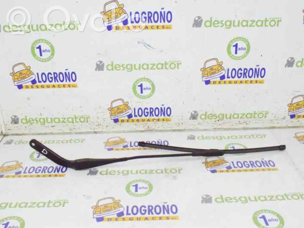 BMW 7 G11 G12 Front wiper blade arm 