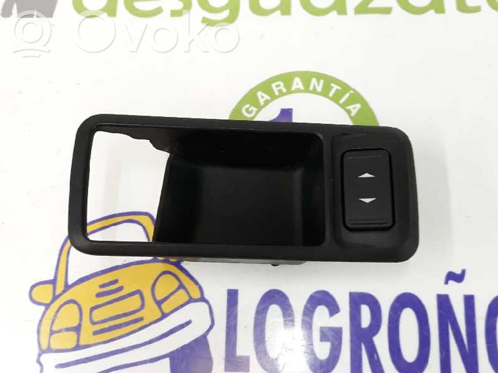 Ford Focus Electric window control switch 