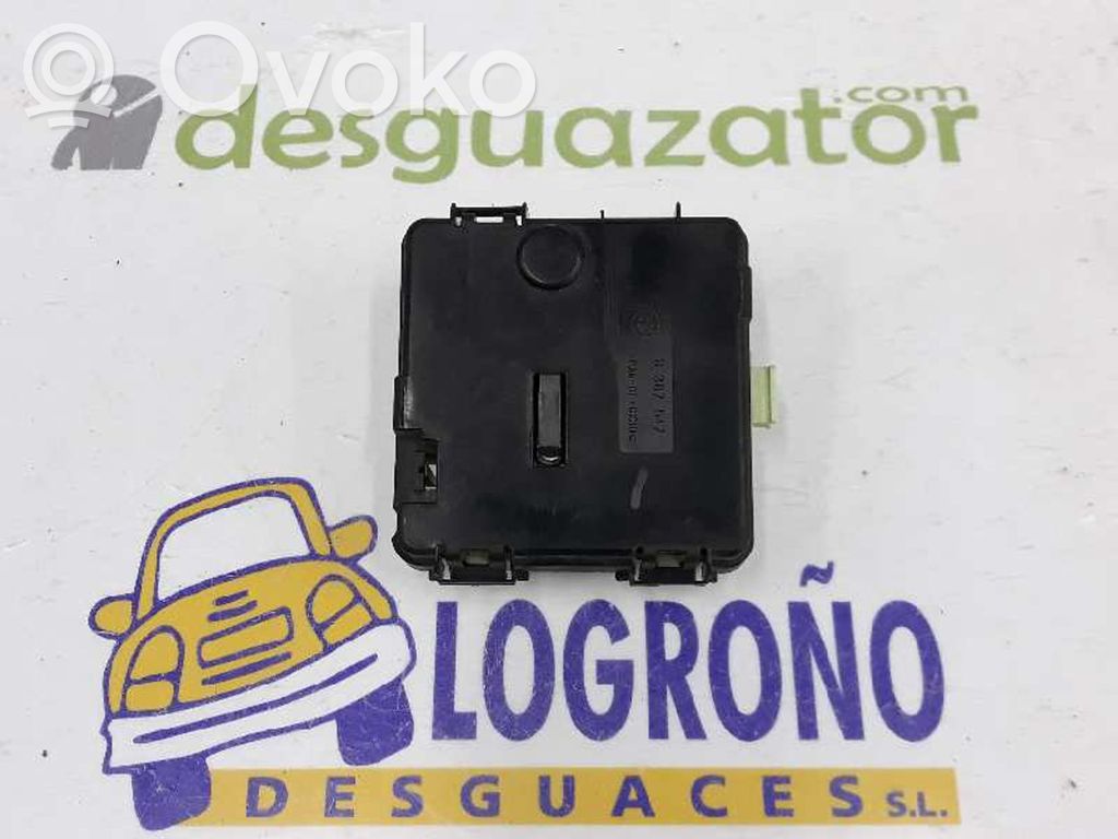 Fuse module   61136928945,61136928945
