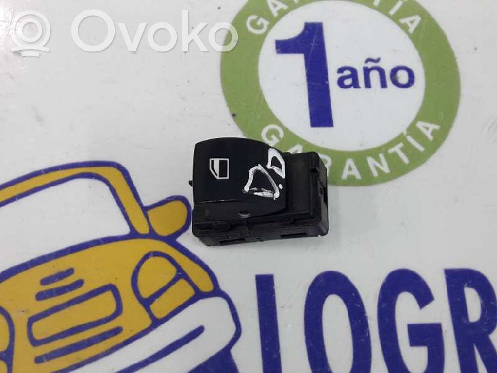 BMW 1 E82 E88 Electric window control switch 