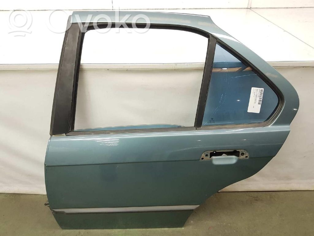 BMW 7 E38 Galinės durys 