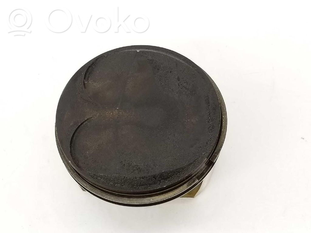 BMW 3 E92 E93 Piston 