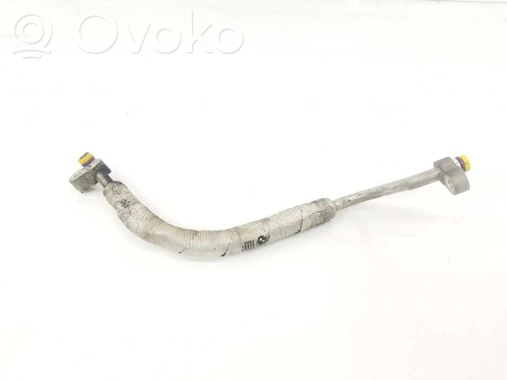BMW 3 E92 E93 Ilmastointilaitteen putki (A/C) 