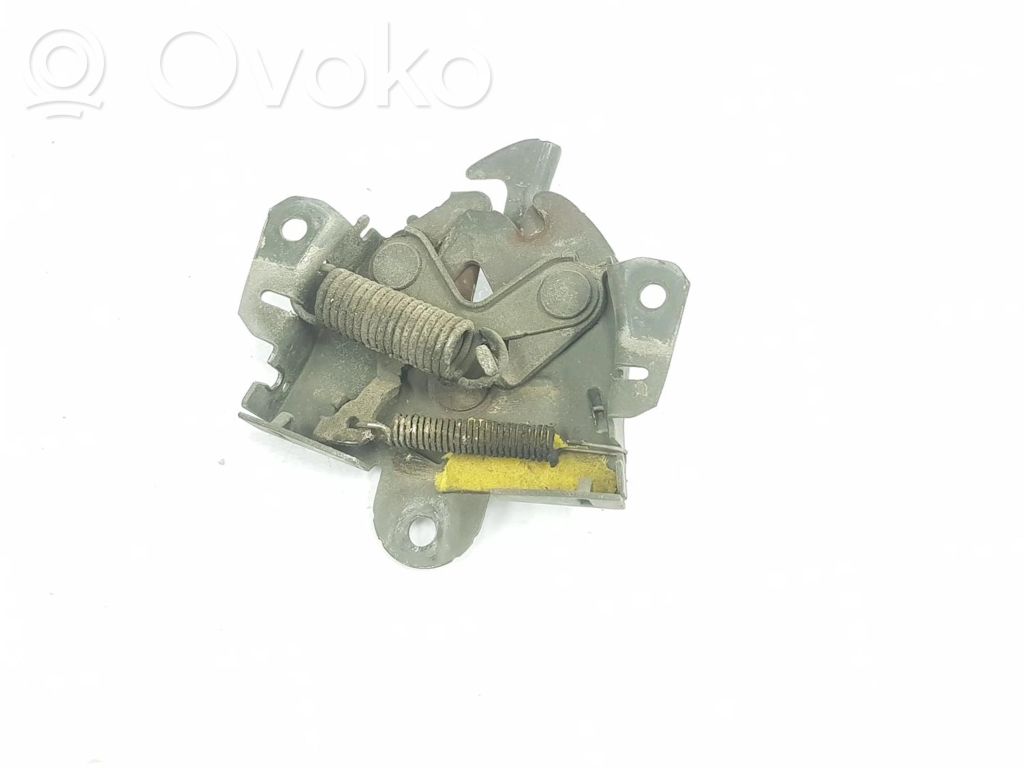 Mitsubishi Montero Tie down hook / loop 