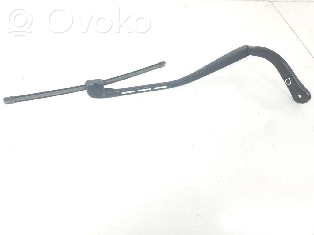 BMW 3 E92 E93 Front wiper blade arm 