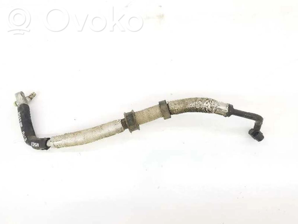 BMW 3 E36 Ilmastointilaitteen putki (A/C) 