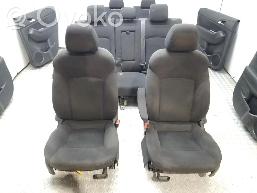 Chevrolet Orlando Fotele / Kanapa / Komplet 