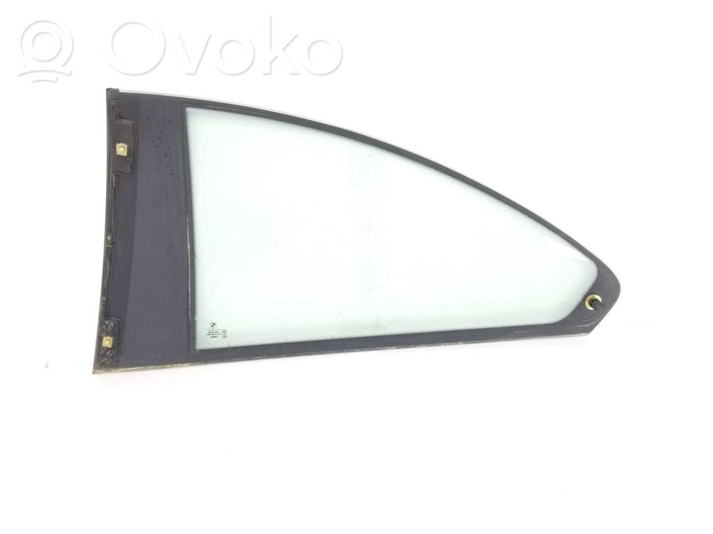 BMW 3 E36 Rear vent window glass 