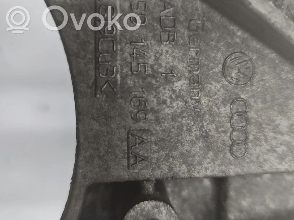 Audi Q7 4M Generator/alternator bracket 