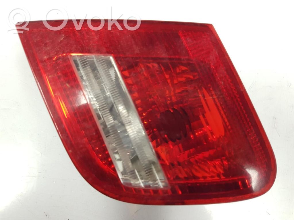 BMW 3 E36 Lampy tylnej klapy bagażnika 