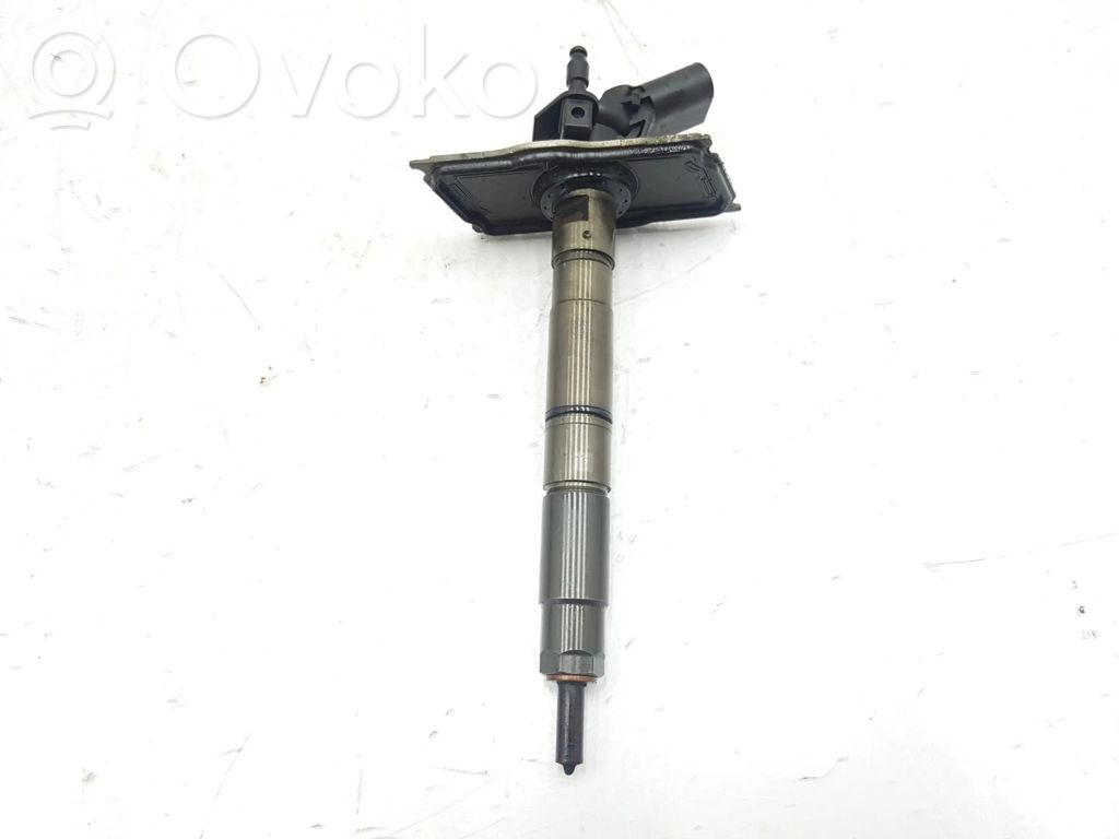 Inyector de combustible   057130277AK,057130277AG
