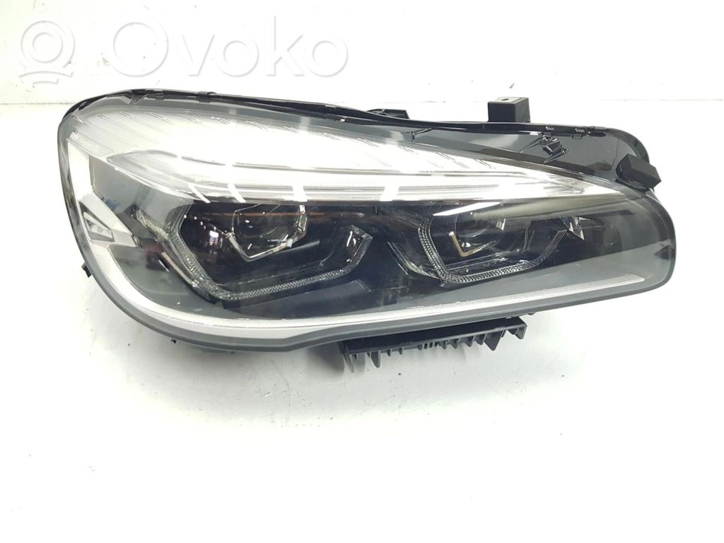 BMW 2 Active Tourer U06 Faro/fanale 