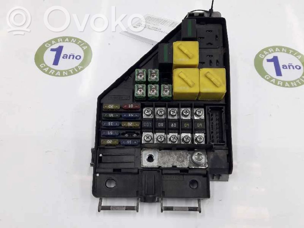 Módulo de fusible   YQE500330,YQE500330