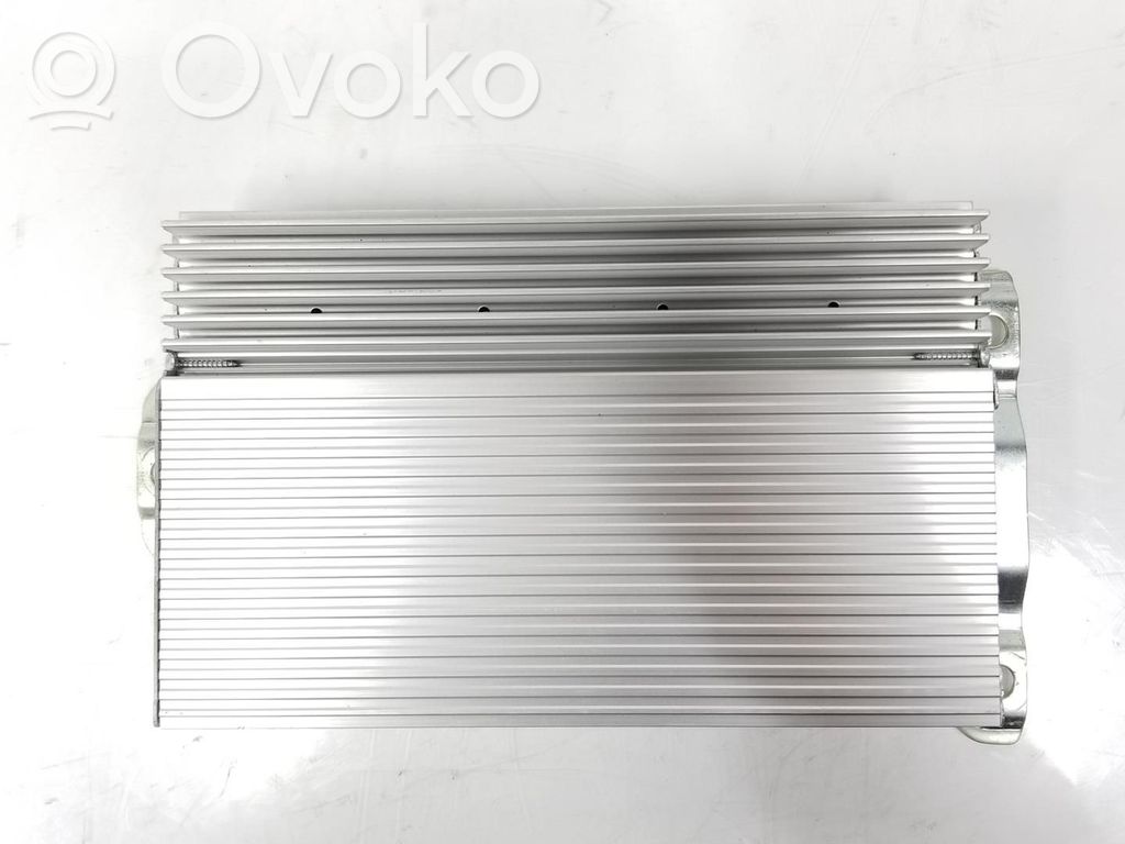 Jeep Cherokee Garso stiprintuvas 