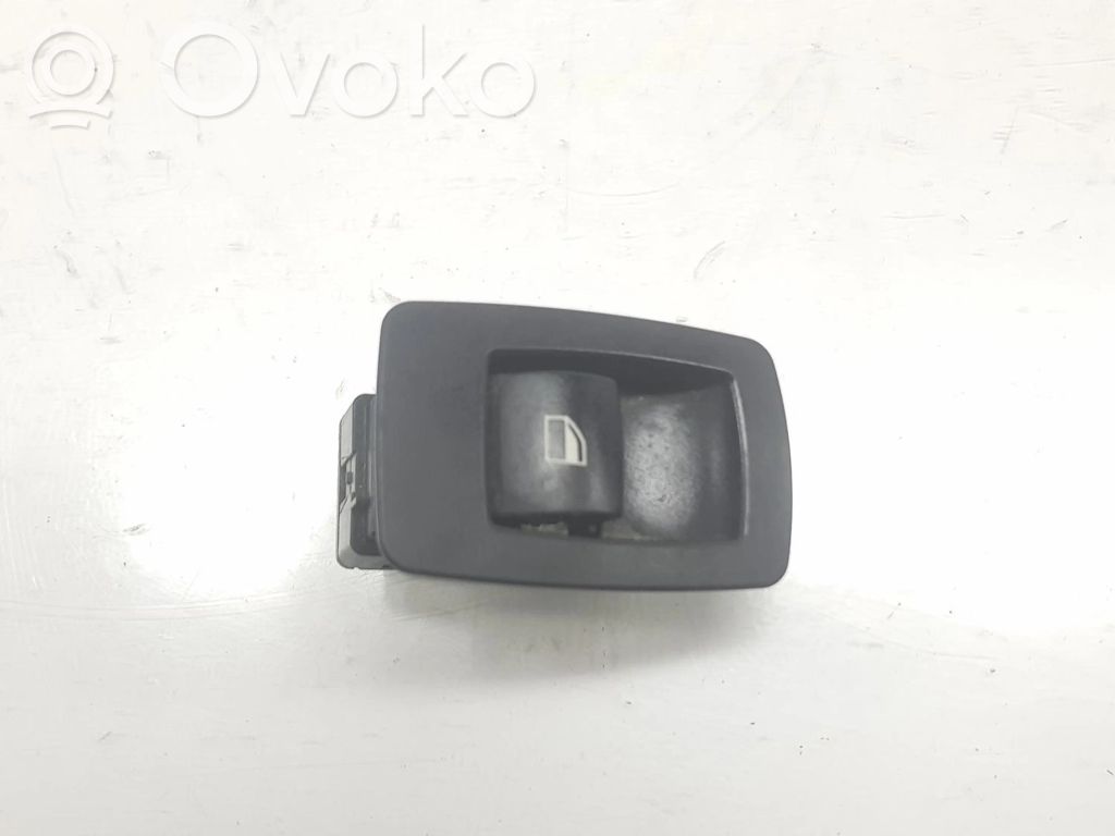 Electric window control switch   61316945874,61316945874